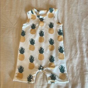 Pineapple Print Sleeveless Baby Romper